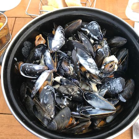 Bleu Sale - F2 Courseulles Avec Balcon Lejlighed Eksteriør billede
